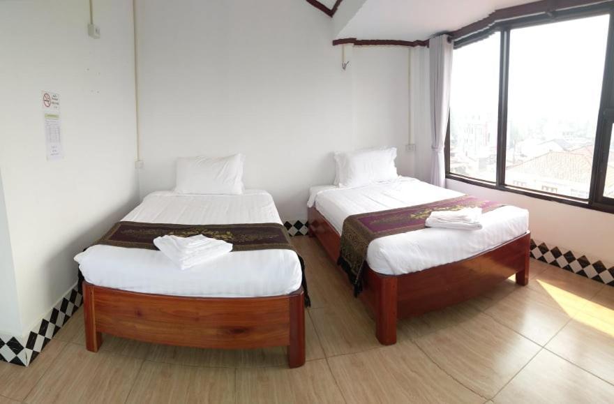 Sd View Hotel Vang Vieng Exterior photo